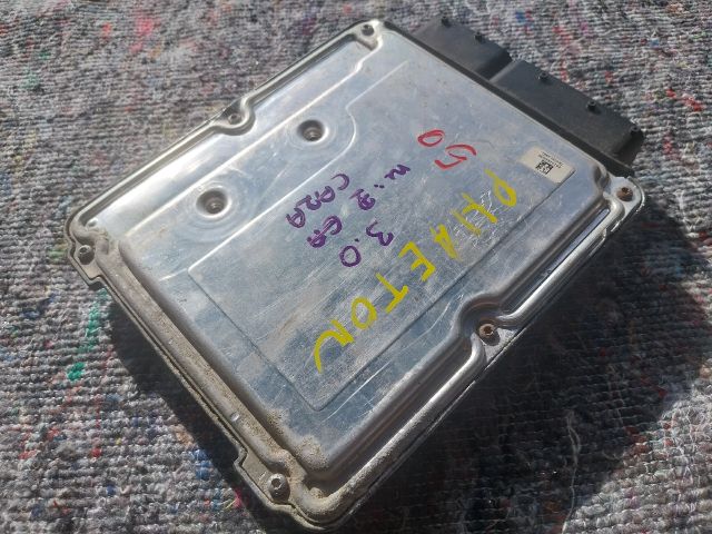 bontott VW PHAETON Motorvezérlő