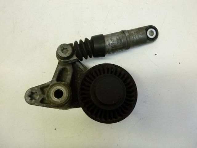 bontott VW PHAETON Szíjfeszítő Görgő