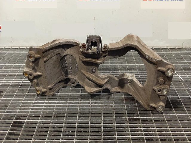 bontott VW PHAETON Váltó Tartó Bak (Pozíciófüggetlen)