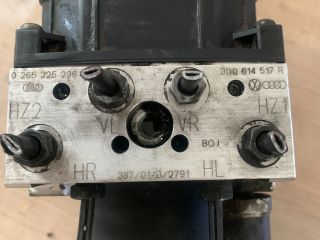 bontott VW PHAETON ABS Kocka