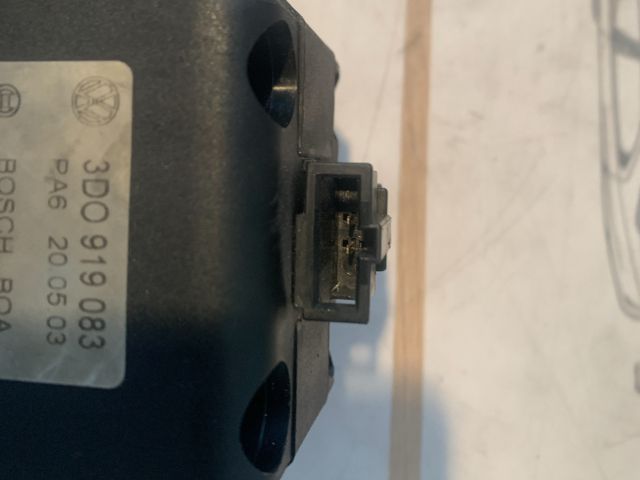 bontott VW PHAETON Akkumulátor Relé