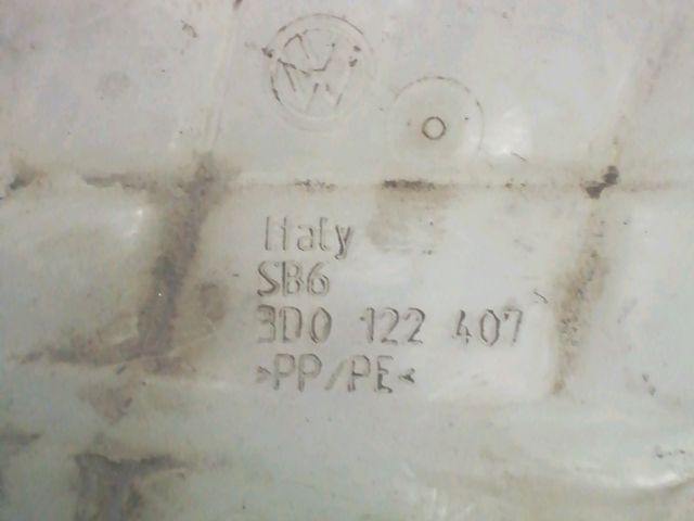 bontott VW PHAETON Kiegyenlítő Tartály