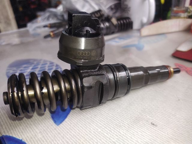 bontott VW PHAETON Porlasztó (1 db)