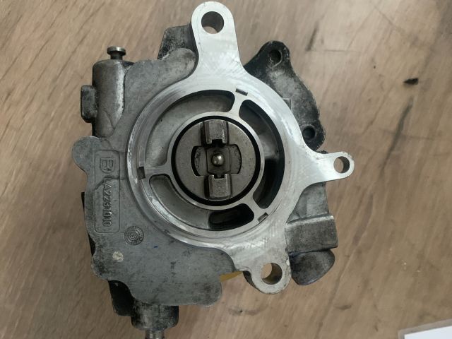 bontott VW PHAETON Vákumpumpa