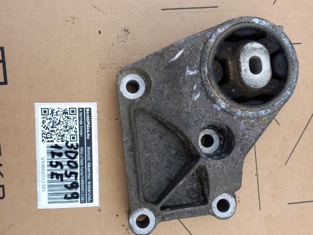 bontott VW PHAETON Differenciálmű Tartó Bak