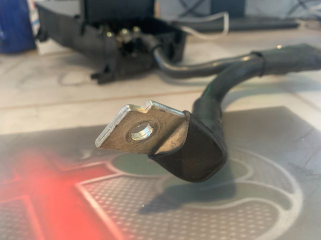 bontott VW PHAETON Akkumulátor Saru Elektronikával