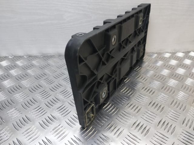 bontott VW PHAETON Akkumulátor Tartó