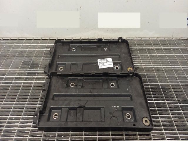 bontott VW PHAETON Akkumulátor Tartó