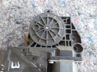 bontott VW PHAETON Bal első Ablakemelő Motor