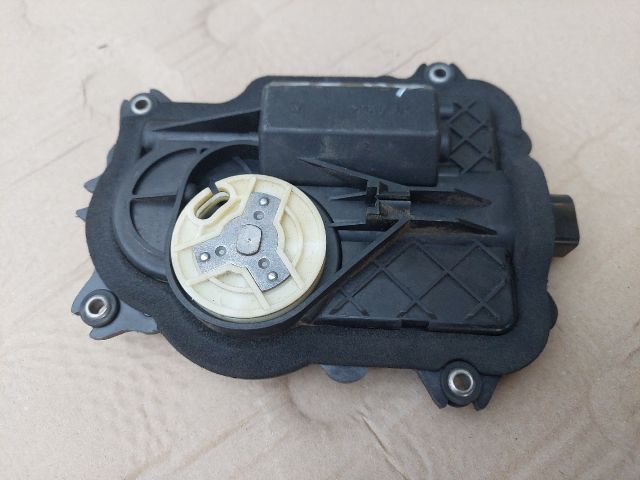 bontott VW PHAETON Bal első Ajtózár Motor