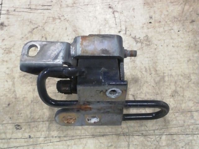 bontott VW PHAETON Bal első Alsó Zsanér