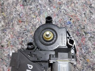 bontott VW PHAETON Bal hátsó Ablakemelő Motor