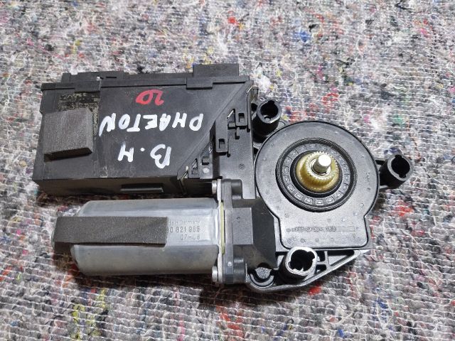bontott VW PHAETON Bal hátsó Ablakemelő Motor