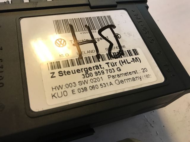 bontott VW PHAETON Bal hátsó Ablakemelő Motor