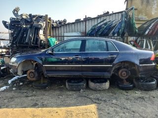 bontott VW PHAETON Bal hátsó Ajtó (Részeivel)