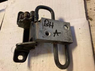 bontott VW PHAETON Bal hátsó Alsó Zsanér