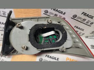 bontott VW PHAETON Bal Külső Hátsó Lámpa