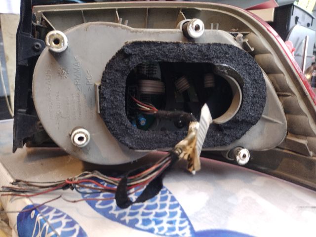 bontott VW PHAETON Bal Külső Hátsó Lámpa