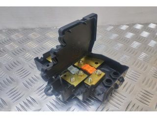 bontott VW PHAETON Biztosítéktábla Doboz