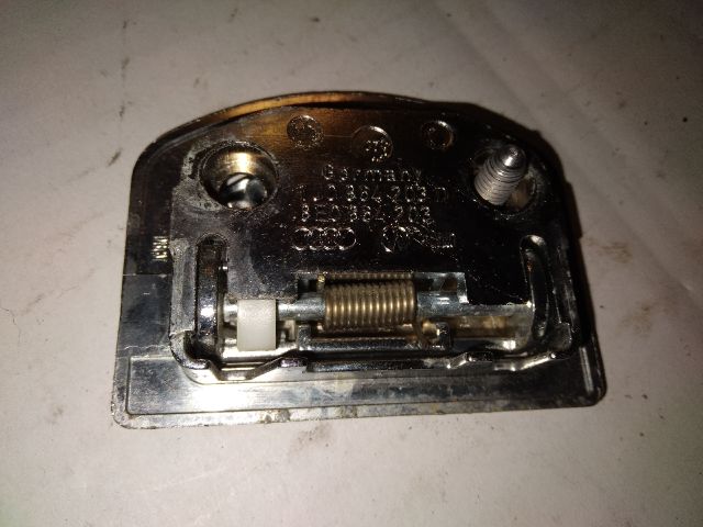 bontott VW PHAETON Csomagrögzítő