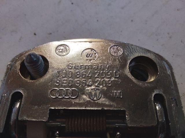 bontott VW PHAETON Csomagrögzítő