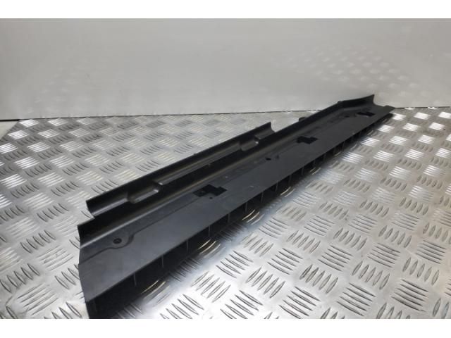 bontott VW PHAETON Csomagtér Kárpit Tartó (Pozíciófüggetlen)