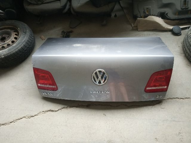 bontott VW PHAETON Csomagtérajtó (Üres lemez)