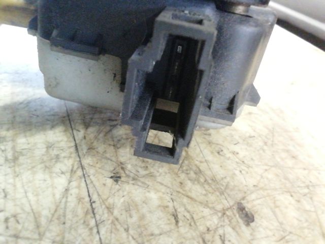 bontott VW PHAETON Csomagtérajtó Zárszerkezet