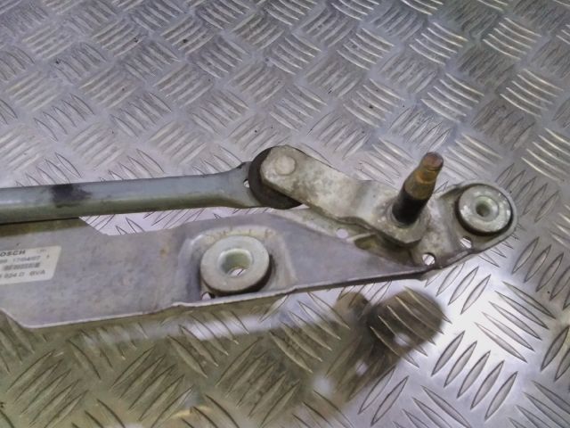 bontott VW PHAETON Első Ablaktörlő Szerkezet Motorral