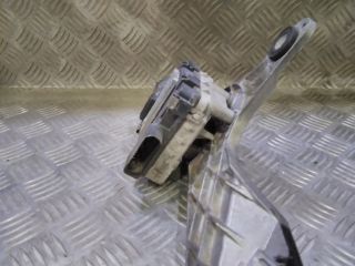 bontott VW PHAETON Első Ablaktörlő Szerkezet Motorral