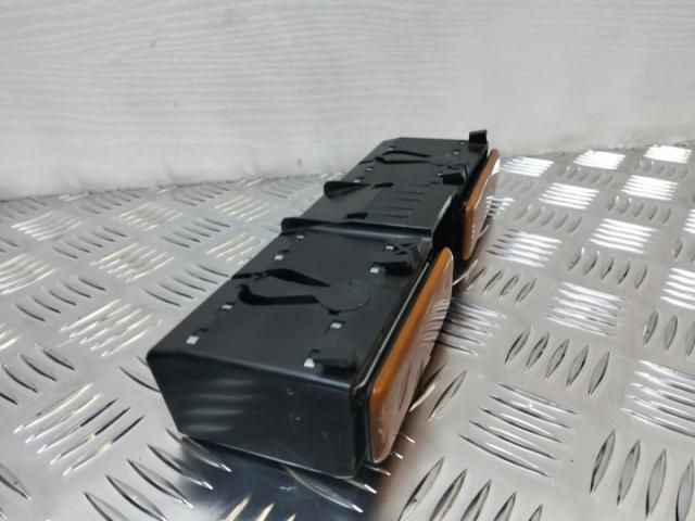 bontott VW PHAETON Első Hamutartó