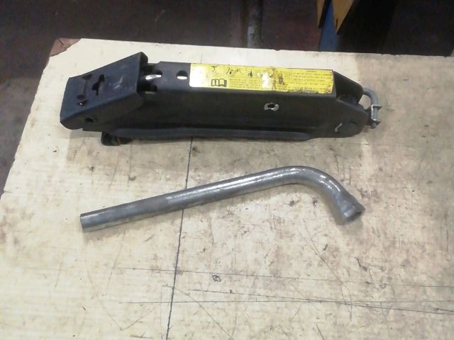 bontott VW PHAETON Emelő