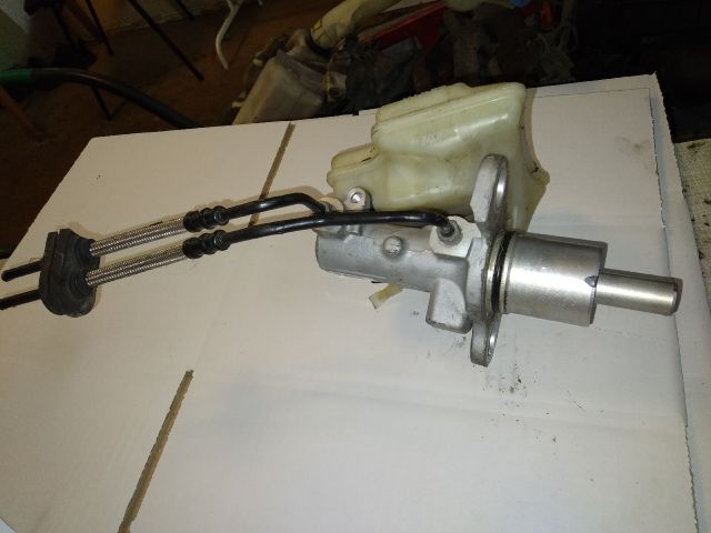 bontott VW PHAETON Főfékhenger