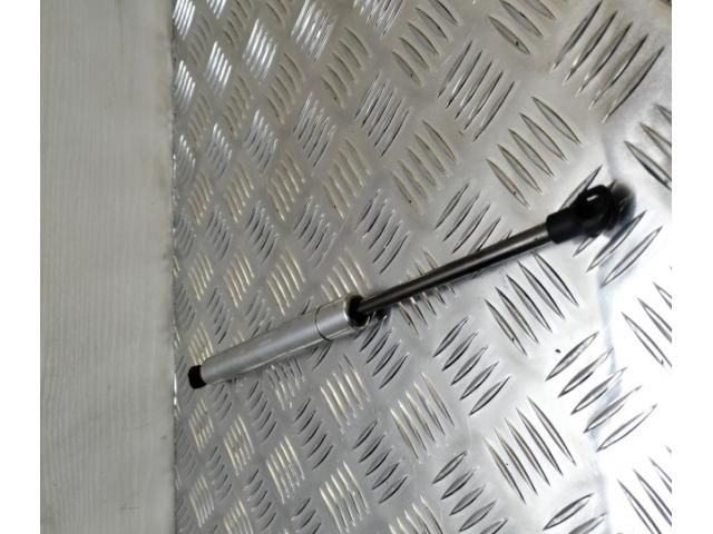 bontott VW PHAETON Gázrugós Kitámasztó Teleszkóp Pár Csomagtérajtó