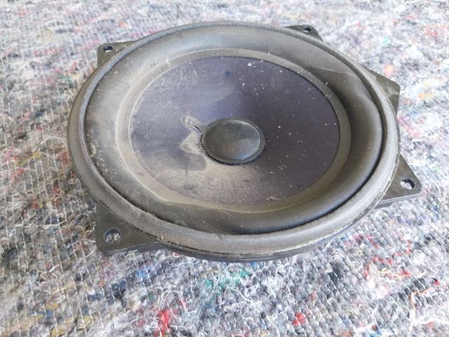 bontott VW PHAETON Hangszóró (Pozíciófüggetlen)