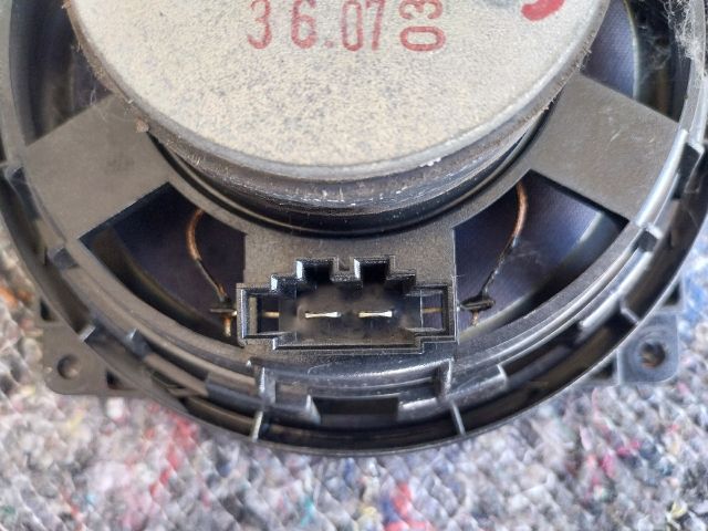 bontott VW PHAETON Hangszóró (Pozíciófüggetlen)