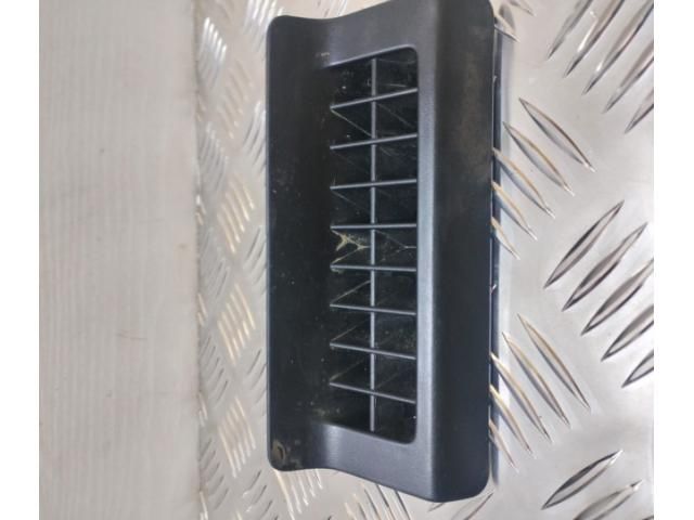 bontott VW PHAETON Hátsó Hangszóró Burkolat