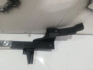 bontott VW PHAETON Hátsó középső Lökhárító Tartó (Műanyag)