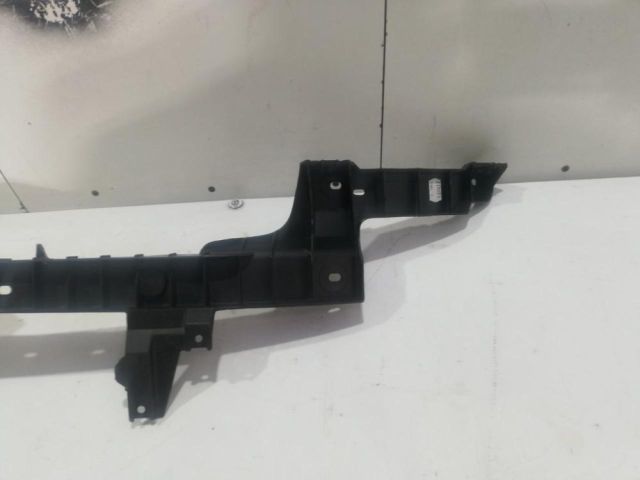 bontott VW PHAETON Hátsó középső Lökhárító Tartó (Műanyag)