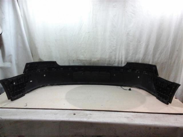 bontott VW PHAETON Hátsó Lökhárító (Üresen)