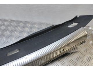 bontott VW PHAETON Hátsó Szélvédő Díszléc Alsó