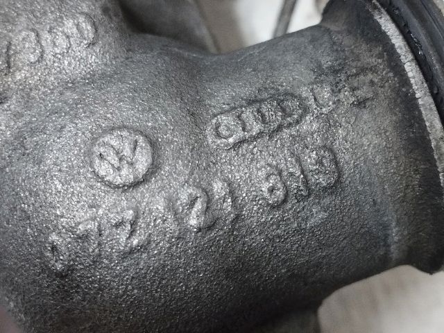 bontott VW PHAETON Hűtővíz Elosztó Cső