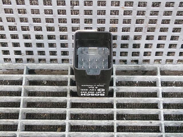 bontott VW PHAETON Izzító Relé