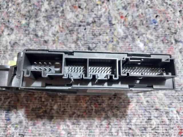 bontott VW PHAETON Jobb első Ablakemelő Motor