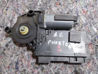 bontott VW PHAETON Jobb első Ablakemelő Motor