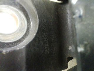 bontott VW PHAETON Jobb első Alsó Zsanér