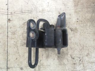 bontott VW PHAETON Jobb első Alsó Zsanér