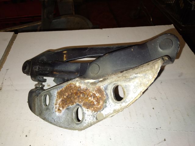 bontott VW PHAETON Jobb első Zsanér