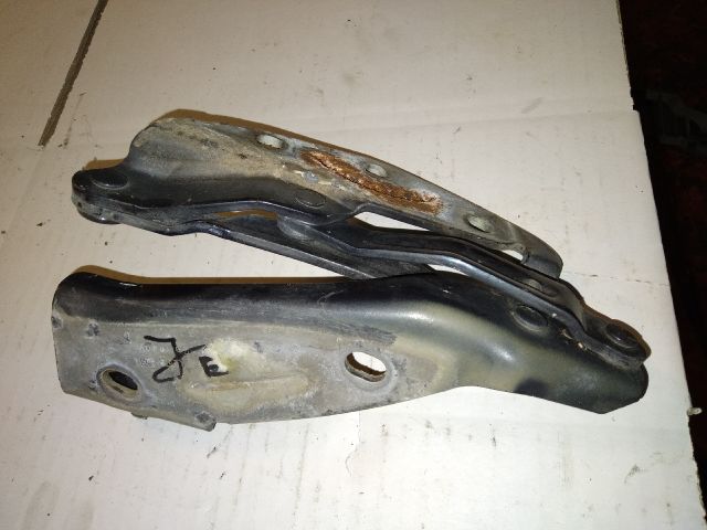 bontott VW PHAETON Jobb első Zsanér