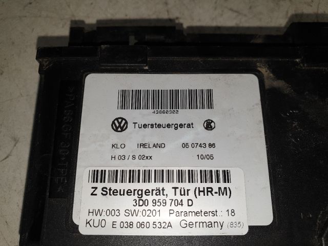 bontott VW PHAETON Jobb hátsó Ablakemelő Motor